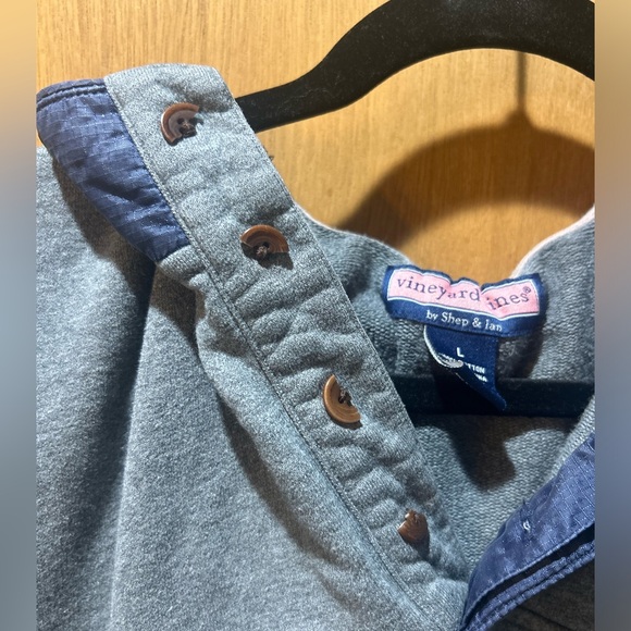 Vineyard Vines Quarter button-up (broken buttons) - Picture 2 of 2